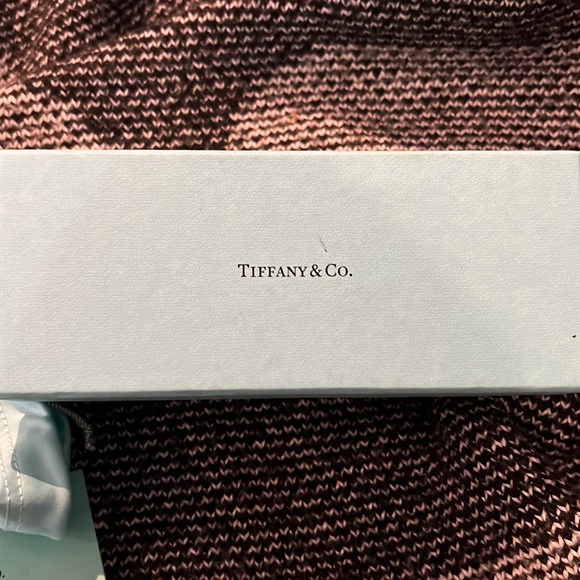 Authentic Tiffany & Co Sunglasses/glasses  case and box - Picture 7 of 10